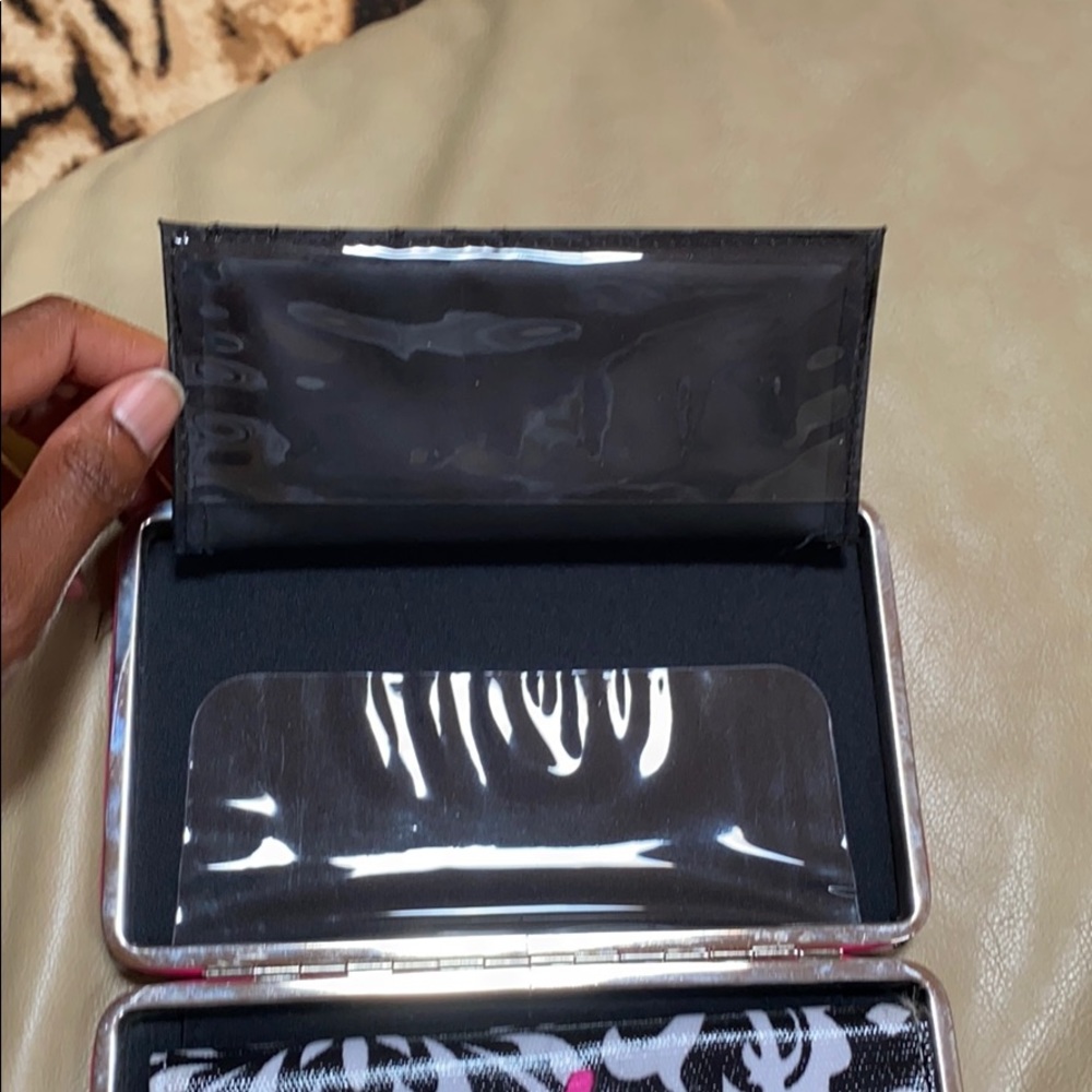 Wallet - Picture 4 of 5
